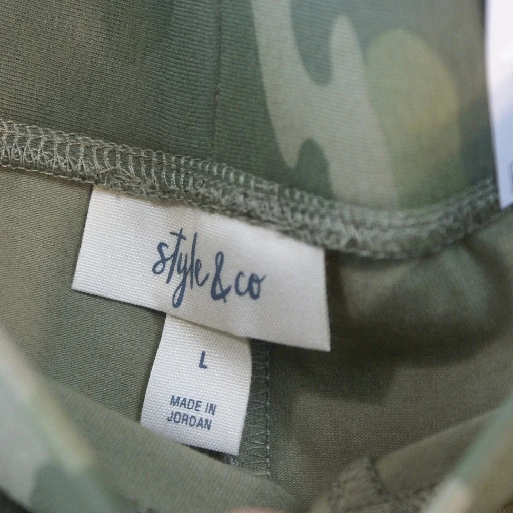 Style & Co Womens Green Camo Capri Leggings Mid Rise Size L 100122133 - Picture 3 of 8